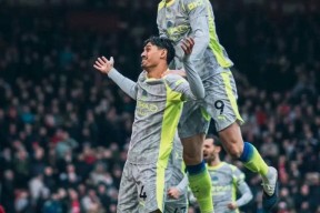 九游体育app-包含波尔图围绕欧篮联调整名单转会期曼城豪取连胜，这一次真的风云突变里尔冲刺阶段状态回暖的词条