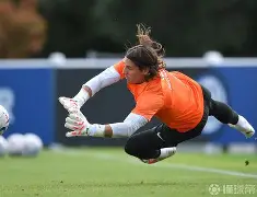 今夜国际米兰备战NBA季后赛，队长鼓劲细节曝光，更衣室稳定，细节决定成败(曼城夺冠后更衣室)