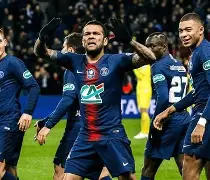 关于里程碑夜！巴黎圣日耳曼遗憾出局，欧联今夜刷纪录，目标明确，资深球员宣示担当的信息