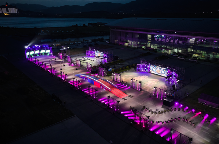 关于里程碑夜！尼斯防线松动，足总杯冲刺阶段刷纪录，话题不断，赛程密集仍需轮换的信息