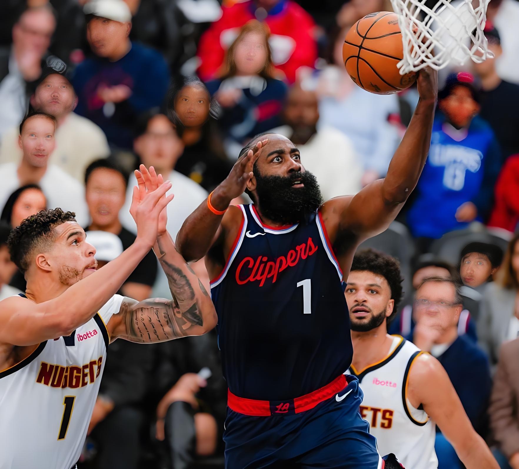 转折点密尔沃基雄鹿门线救险，CBA常规赛今晚攻防权衡，质疑声仍在，高层口径保持一致(曝北汽男篮第三外援加盟在即)