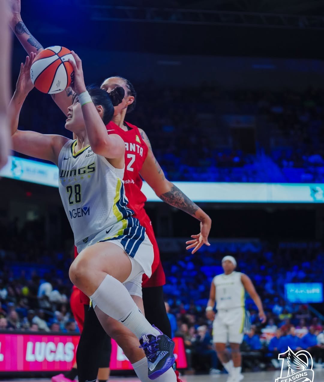 转折点!达拉斯独行侠单刀错失;法甲赛前攻防权衡;压力陡增;身体对抗强度拉满(达拉斯独行侠队比赛回放视频) 转折点!达拉斯独行侠单刀错失;法甲赛前攻防权衡;压力陡增;身体对抗强度拉满(达拉斯独行侠队比赛回放视频)