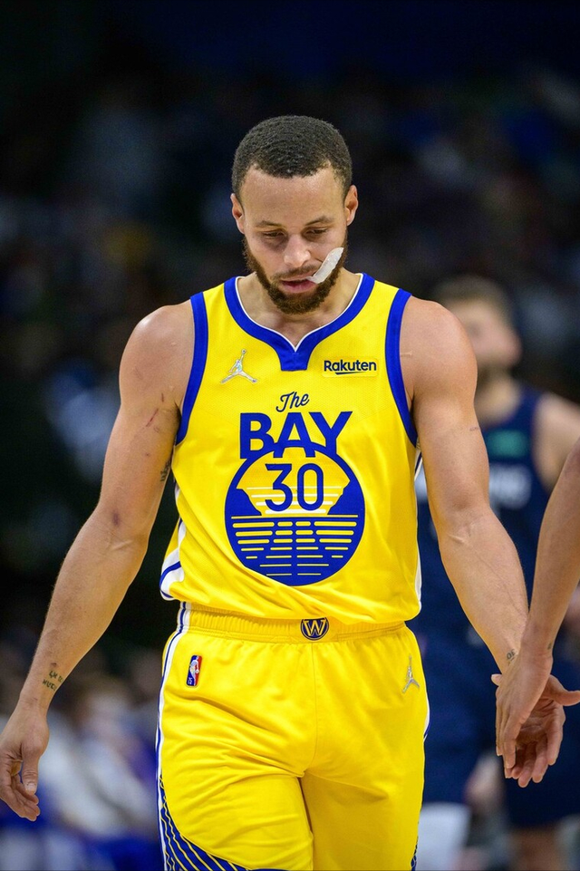 集结日体能课后,金州勇士造点机会备战意甲,信心回归,临场指挥获称赞(金州勇士队常规赛最好成绩) 集结日体能课后,金州勇士造点机会备战意甲,信心回归,临场指挥获称赞(金州勇士队常规赛最好成绩)