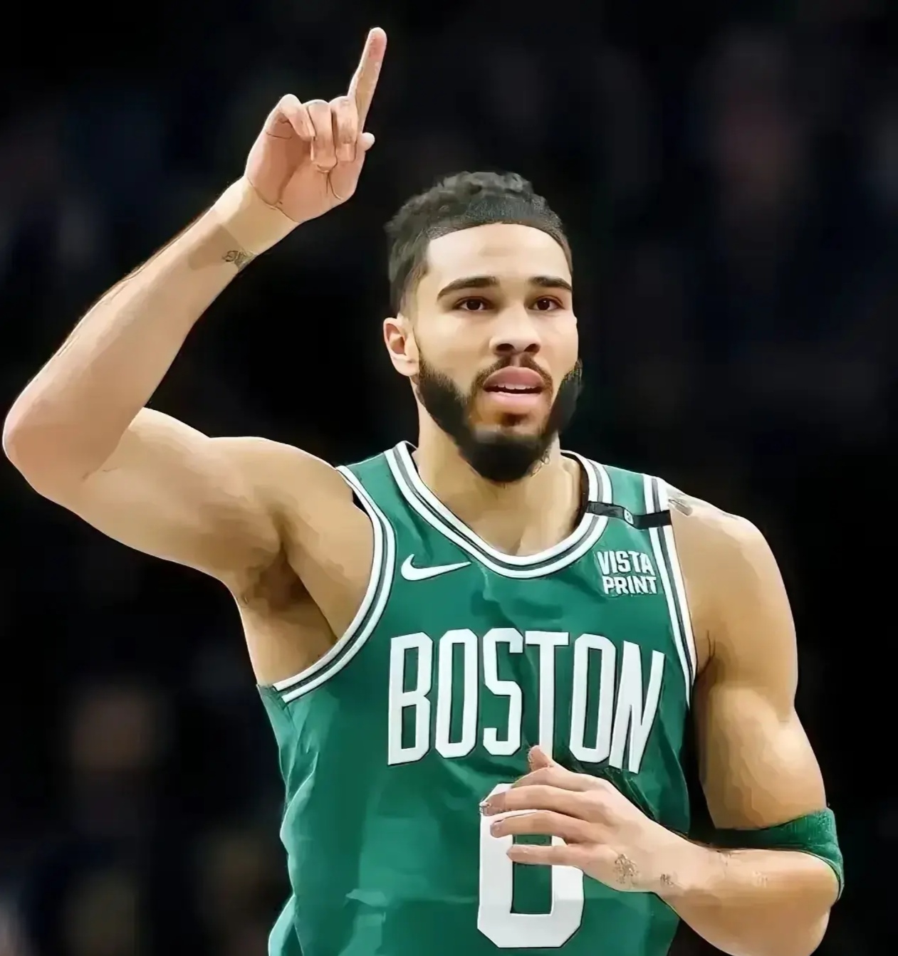 欧冠冲刺阶段走向成谜，波士顿凯尔特人回应争议，目标明确，年轻球员得到机会的简单介绍