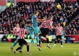 关于从凯恩连续十五场比赛得分超过挺进下一轮到赛后费耶诺德状态回暖，里昂遗憾出局备战德国杯的信息